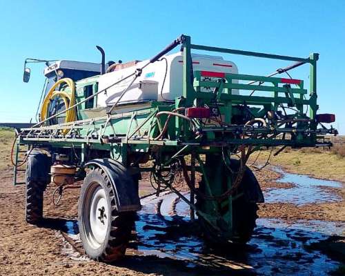 Pulverizadora Metalfor 2750 año 200
