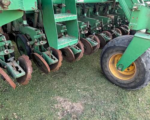 Sembradora Marca Pierobon TD 21-24