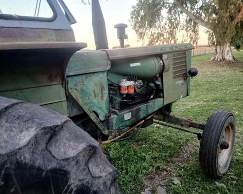 Vendo Tractor DEUTZ.A.85.2114 .