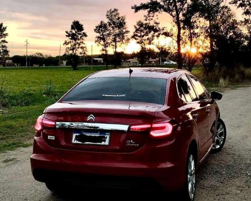 Auto Citroen C4 Lounge