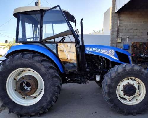 New Holland TD 5.110. año 2013. con Inversor.