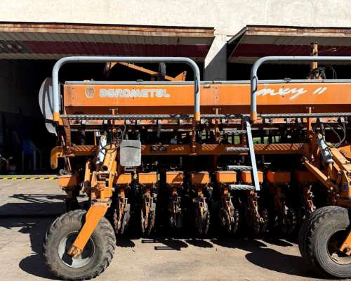 Agrometal MXY2 46a21 con Kit de Grueso Grano Fino Combinada