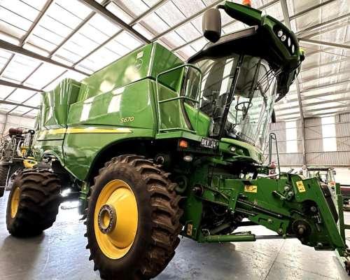 Cosechadora John Deere S670 año 2018