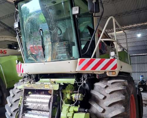 Picadora Class Jaguar 890 - 2006