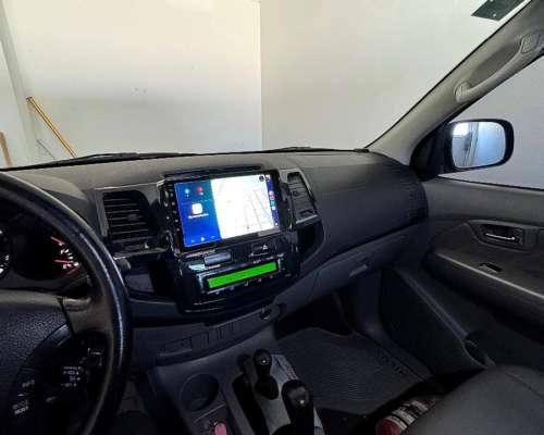 Toyota Hilux 2011 4at 4X4