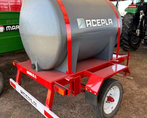 Chasis con Tanque 1400 Lts Acepla