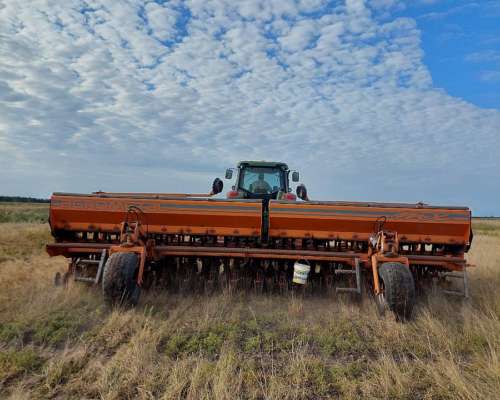 Vendo Agrometal MX33 Excelente Estado y Origen (liquido)