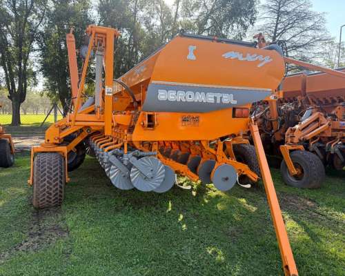 Sembradora Agrometal MXY 31/21 Semcom