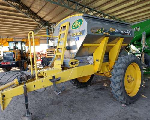 Fertilizadora SR 3000 Lts - con Sistema Variable