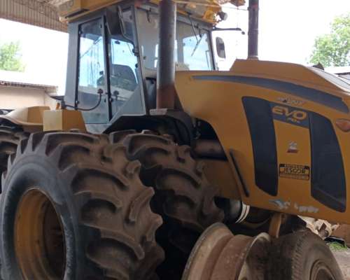 Tractor Pauny EVO 710 I.e., Duales 30, Mod 2015, 5000 Hs