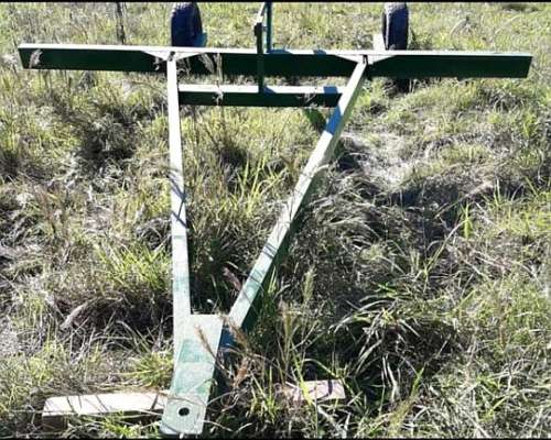 Rastron Nivelador de Arrastre para Caminos Rurales