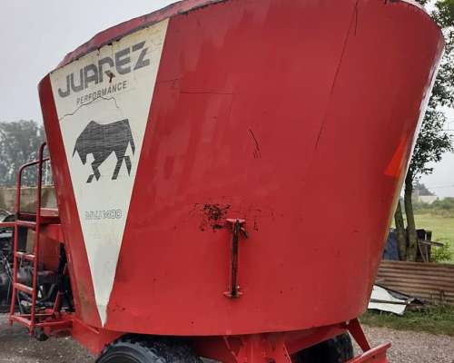 Mixer Vertical Juarez 14m3 Sinfin Semi Nuevo