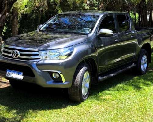Toyota Hilux 2.8 CD 4X2 TDI SRV 177cv 2016 $32.999.000