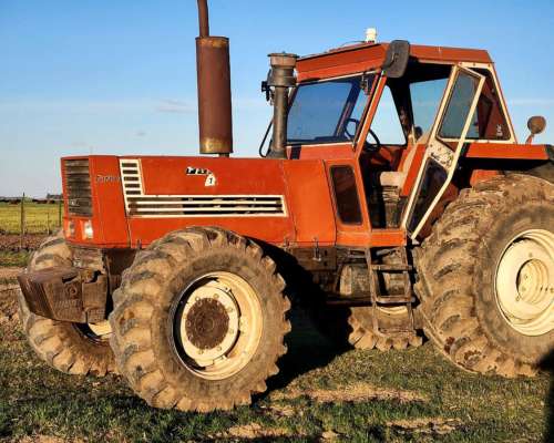 Tractor Fiat 1580 Doble Tracción. Rod. 24.5x32. Motor 150hp