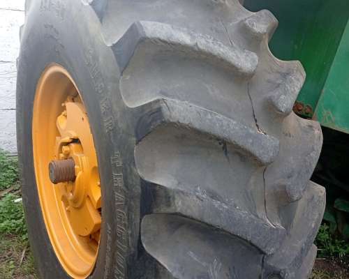 Tractor Joon Deer 4040