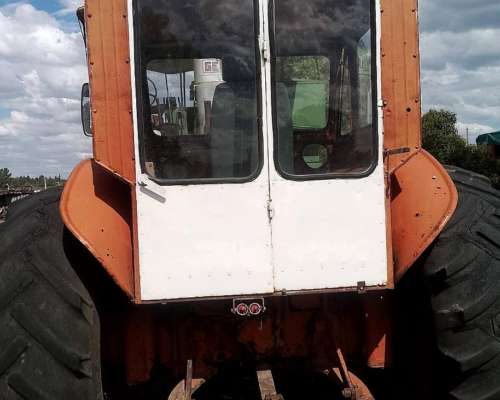 Tractor Fiat 780 con Cabina