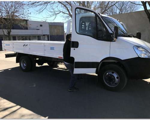 Carroceria de 5 X 2,20 X 0,50. con Pecho de 1,20 (cc1003)