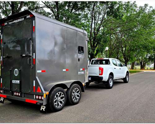 Tráiler Jaula Balancín para Caballos Deluxe. 2 Ejes