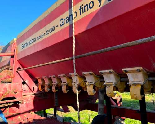 Sembradora Bertini 32000 para Grano Fino y Grueso