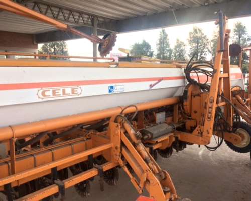 Sembradora Cele de 14 a 52 Neumática