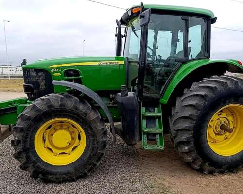 Tractor John Deere 6145j 2015 - 5.000 Hs - Excelente