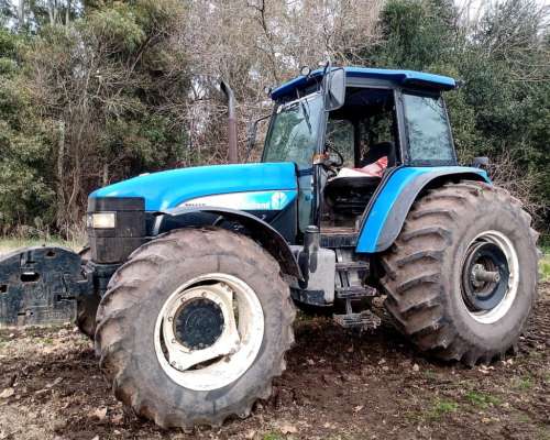 Tractor New Holland Modelo TM 165 - 13.000 Horas, año 2006