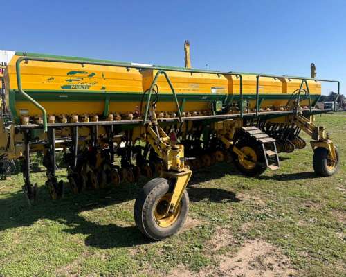 -fertilizadora Marca SR de 21 Líneas a 35 cm