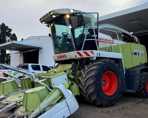Claas 870 con Motor Nuevo muy Buen Estado