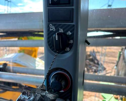 New Holland SP 3000