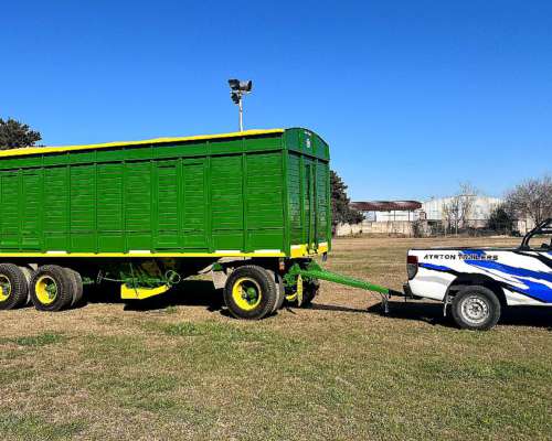 Tolva Semilleras y Fertilizante 30 TN Ayrton Trailers
