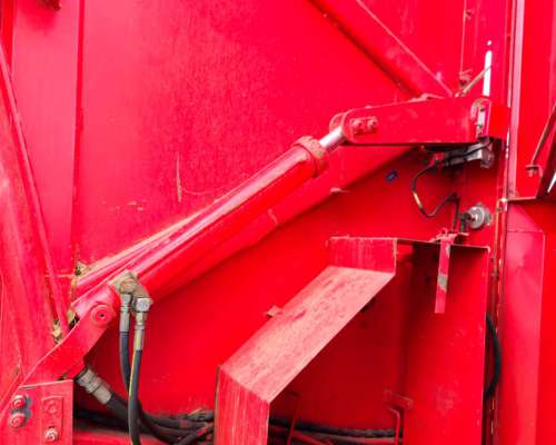 Rotoenfardadora Mainero 5880 - Monitor MRE 1000