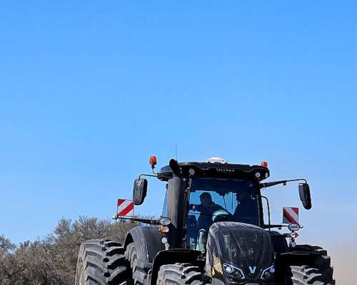 Valtra Serie S 324