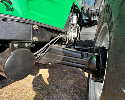 Tractor Chery 140 HP RC 1404 C con Cabina