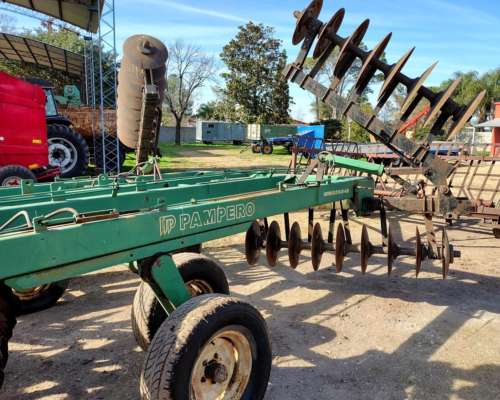 Rastra Pampero de 64 Discos Usada