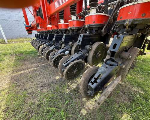 Sembradora Metar 4200 año 2015