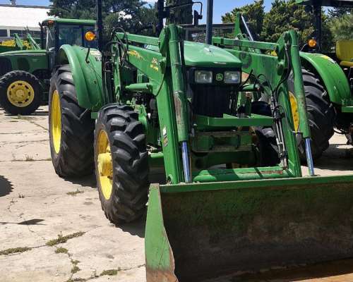Tractor John Deere 5090 - 2015
