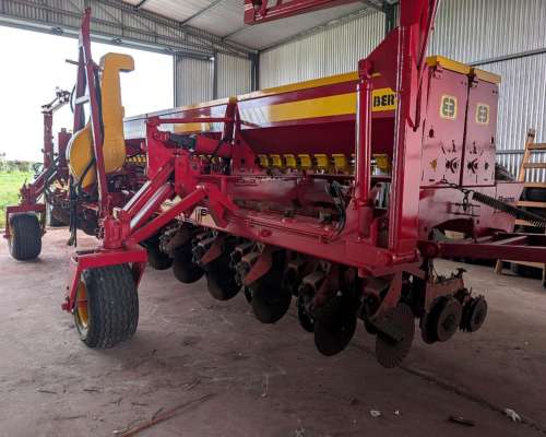 Sembradora Bertini 32000 8,4m