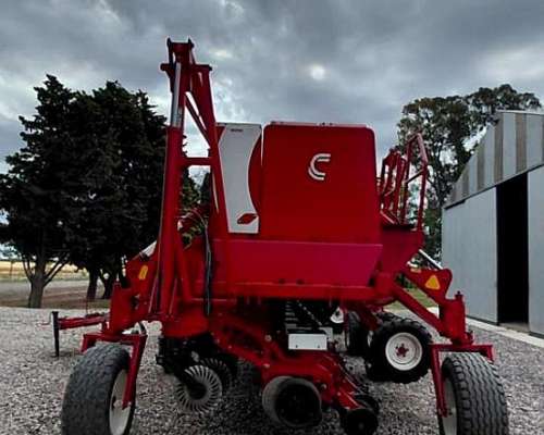 Sembradora Crucianelli Gringa 30 Surcos a 42 Mecanica