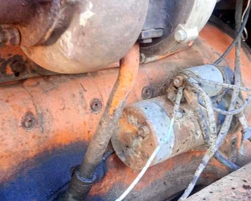 Zanello 4200 con Motor Deutz 160hp.