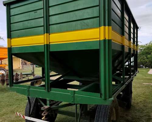 Tolva Semillera de 8 TN. AFF