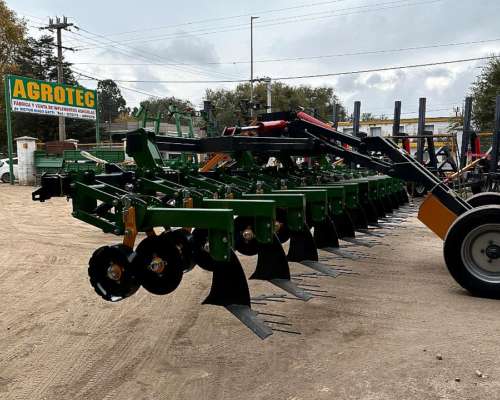 Carpitec Agrotec (controlador Mecánico de Malezas)