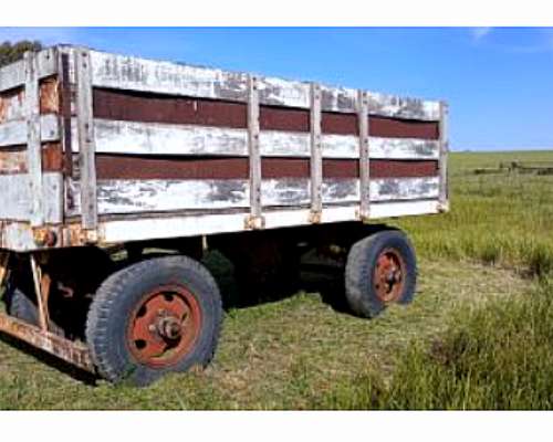 Acoplado Playo 2 Ejes Vuelta Entera sin Marca Usado.