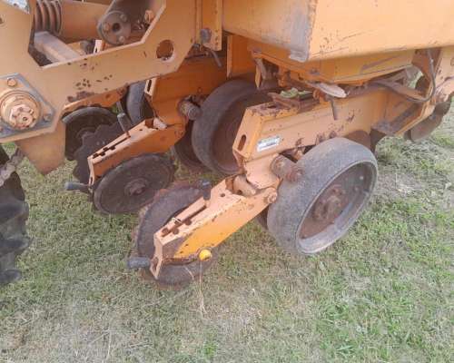 Sembradora Agrometal TX Mega 16 a 52 Mecánica