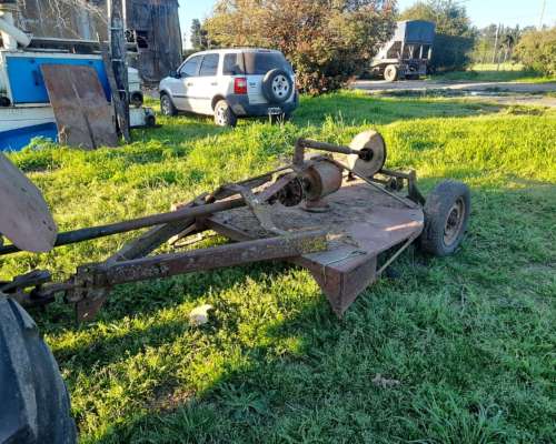 Tractor Fahr DB 400 + Desmalezadora