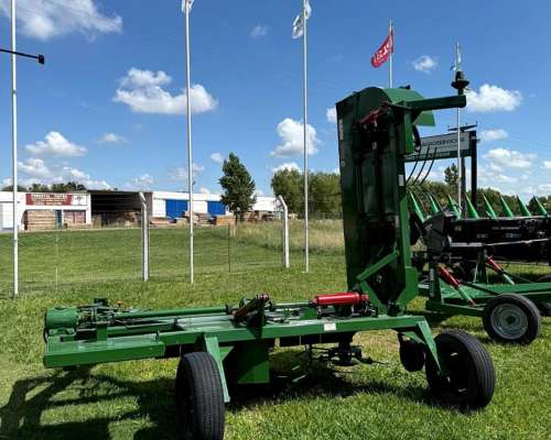 Desmalezadora e Hileradora. DCH420