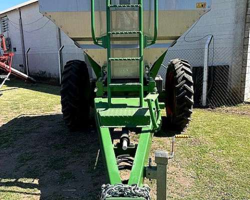 Vendo Fertilizadora Invezta AIR 5000