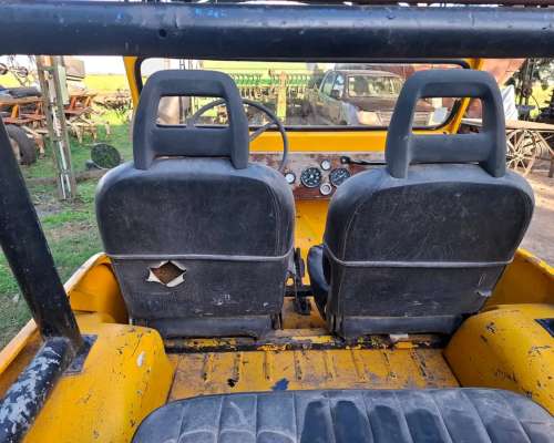 Vendo Jeep IKA Modelo 1961 año 1971 Funcionado Perfecto.