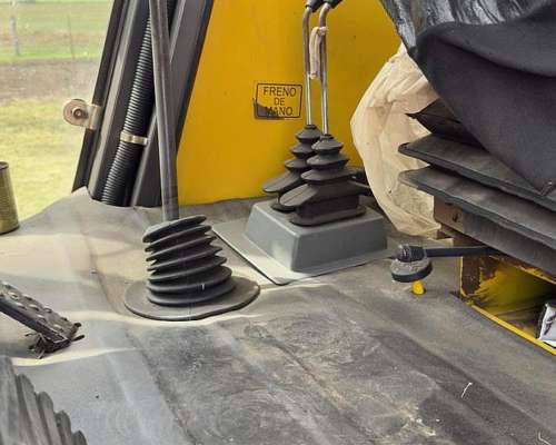 Tractor Pauny 250 de 160 HP