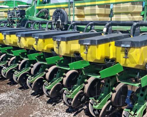 Jd 1740 18/52, 2010, Precision Planting Vset y Delta Force.
