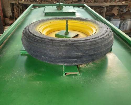 Cisterna Muccillo 3000 Lts. año 2012